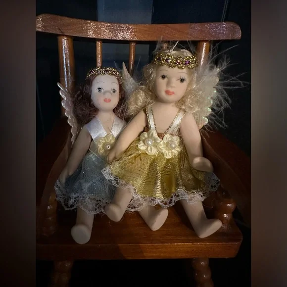 SET OF 3 PORCELAIN DOLLS - Picture 5 of 7